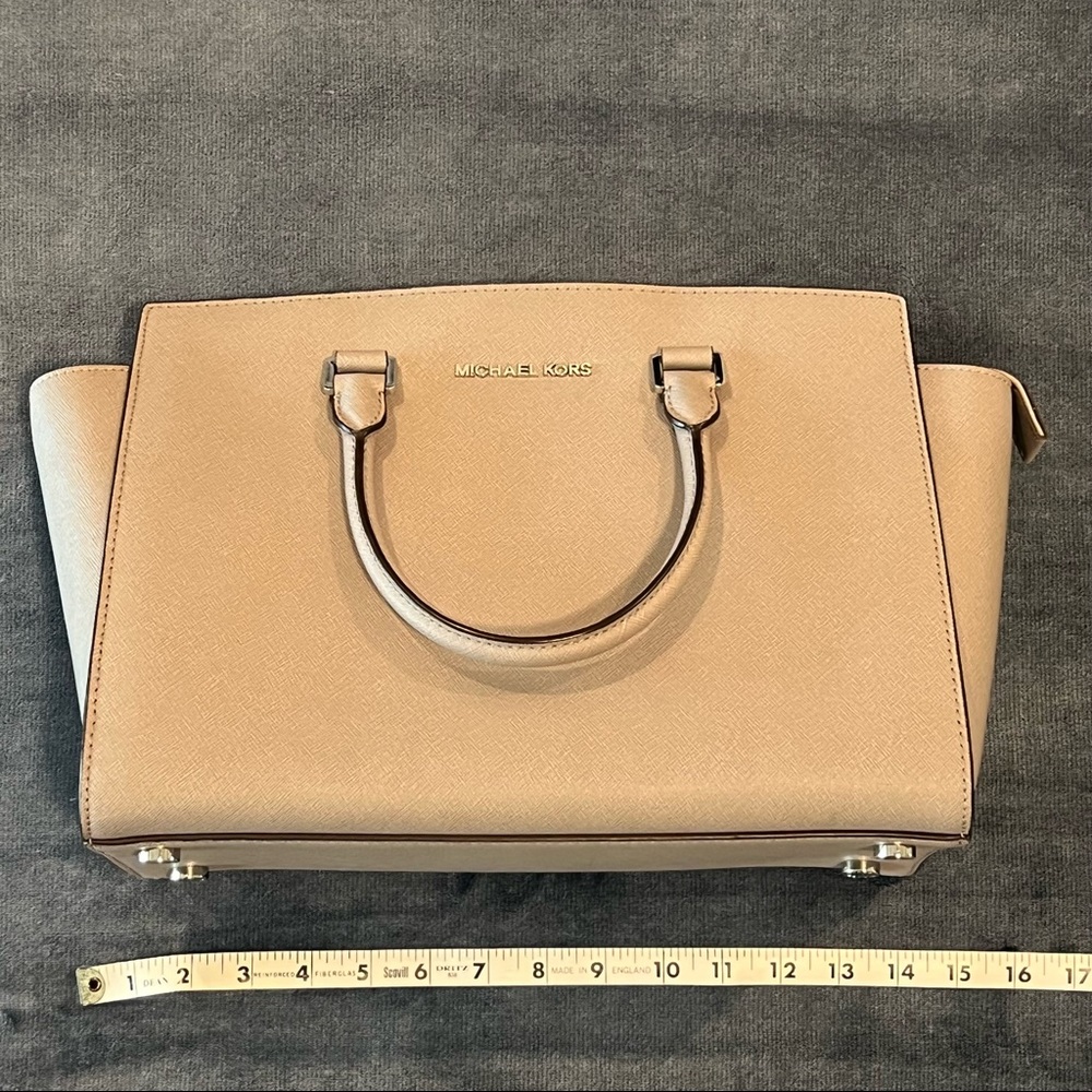 ❤️Michael Kors Gray Bag